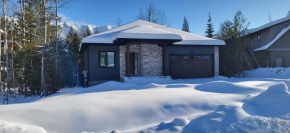 Fernie Escape - Mountain Home on the Ski Hill Fernie